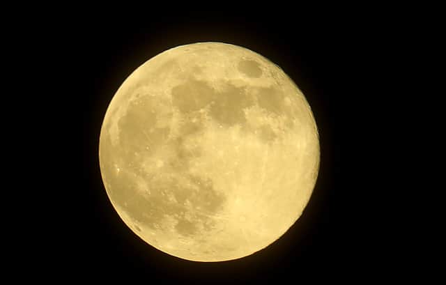 A supermoon occurs when the full moon is closest to the Earth (Photo: Getty Images)