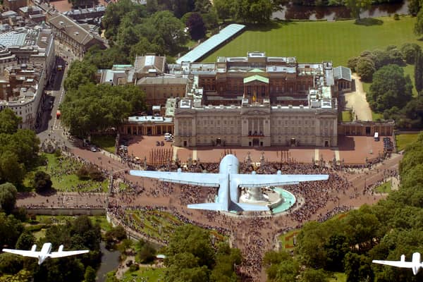 Buckingham Palace 