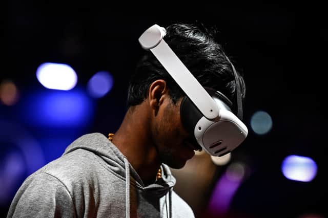 Meta Quest 3 (Photo by JULIEN DE ROSA/AFP via Getty Images)
