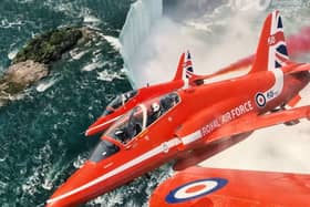 Moment Red Arrows fly over Niagara Falls captured in stunning video
