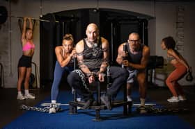 Unique escapology aerial class based on Houdini’s workout.