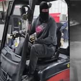 2.6m ‘Sticky Bandits’ burglars tip van while trying to flee.