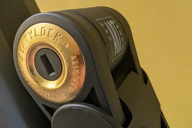 The lock is extremely robust, and it comes with three keys