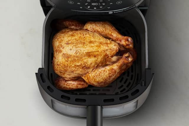 The 6.2-litre drawer can hold a whole chicken