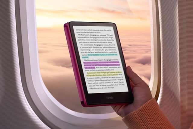 With the Kindle Colorsoft Signature Edition, book covers look vibrant and highlighted passages appear in different colours too.