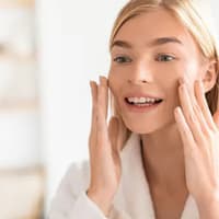I use face mist every day and this e.l.f skincare spray is on my autumn shopping list