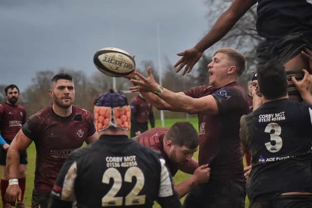 Storm Dennis' gusting wind made lineouts a lottery EMN-200218-130850002