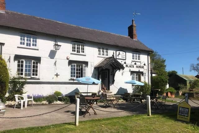 The Black Horse at Grimston EMN-200607-123557001