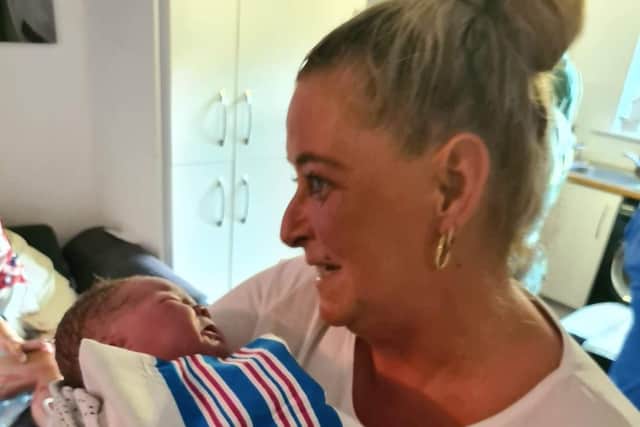 Proud grandmother Jackie Underwood with baby Alfie, who was born dramatically in her front room EMN-200808-131200001