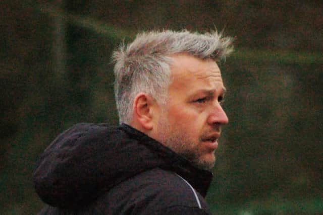 Neil Miller, EMN-190320-121651002