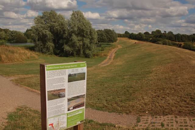 Melton Country Park EMN-200810-184245001