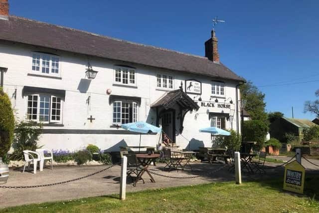 The Black Horse at Grimston EMN-200312-100842001