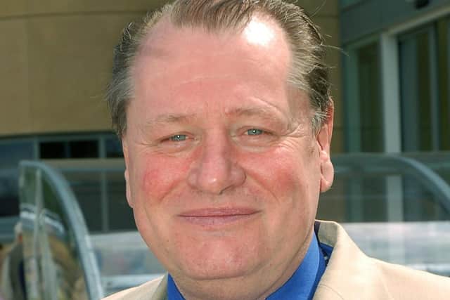 Councillor Alan Pearson EMN-200712-170642001