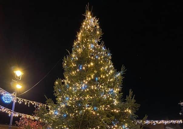 Melton's 2020 Christmas tree in Market Place EMN-200812-164930001
