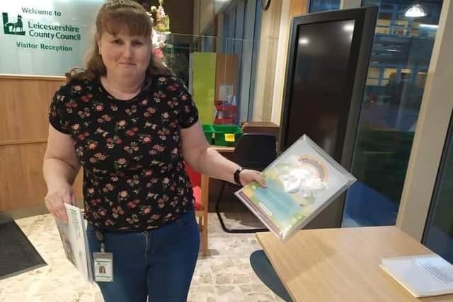 Petitions are handed in to the CCGs in support of retaining St Mary's Birth Centre EMN-201222-173212001