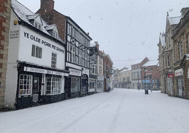 Heavy snow blankets Nottingham Street in Melton over the weekendPHOTO MELTON BID EMN-210125-092135001