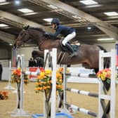 Tabitha Kyle rides Gangnam Style II to victory at Arena UK EMN-200503-165228002