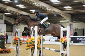 Tabitha Kyle rides Gangnam Style II to victory at Arena UK EMN-200503-165228002