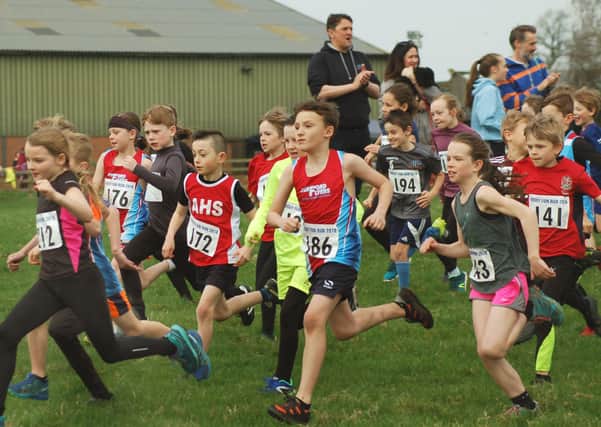 Frisby Fun Run primary school age race EMN-201003-120718002