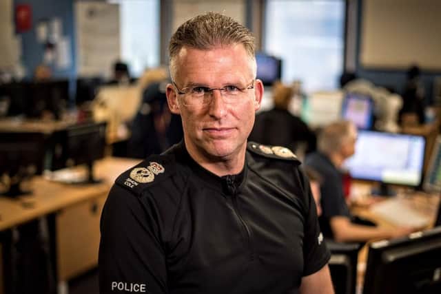 Leicestershire Chief Constable Simon Cole EMN-200107-130816001