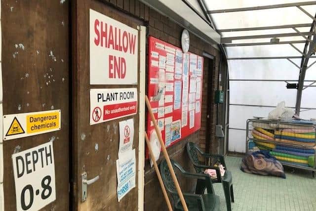 The 50-year-old swimming pool at Asfordby Captain's Close School which is the subject of a new consultation to decide its future EMN-211019-160047001