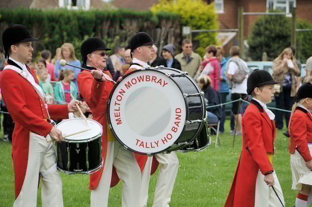 Melton Mowbray Tally Ho entertaiin on the field at a fete
Photo: SG090612-152TW www.spaldingtoday.co.uk/buyaphoto EMN-211029-180600001