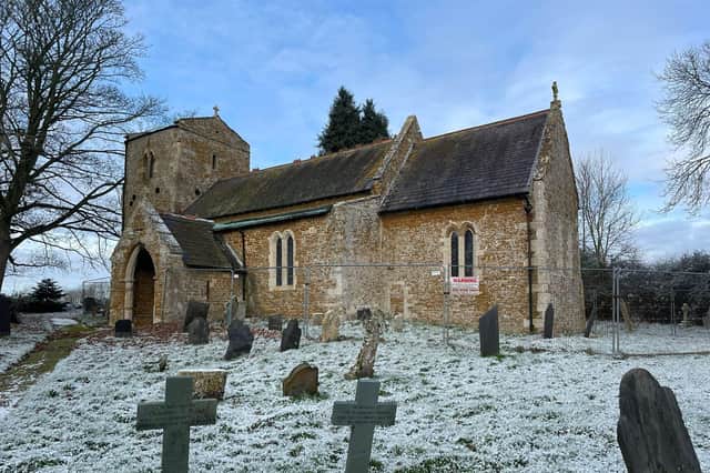 Wycombe and Chadwell Parish Church EMN-211130-092341001