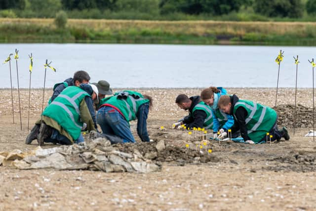 Palaeontologists working on the Ichthyosaur skeleton found at Rutland Water
August 25 2021

Matthew Power Photography
www.matthewpowerphotography.co.uk
07969 088655
matthew@matthewpowerphotography.co.uk
@mpowerphoto EMN-221001-102517001