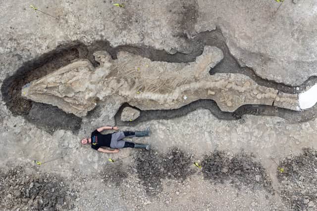 Palaeontologists working on the Ichthyosaur skeleton found at Rutland Water
August 26 2021
Matthew Power Photography
www.matthewpowerphotography.co.uk
07969 088655
matthew@matthewpowerphotography.co.uk
@mpowerphoto EMN-221001-102454001