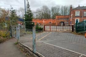 The footpath from Melton railway station which goes behind the borough council offices is now closed to pedestrians EMN-220804-114104001