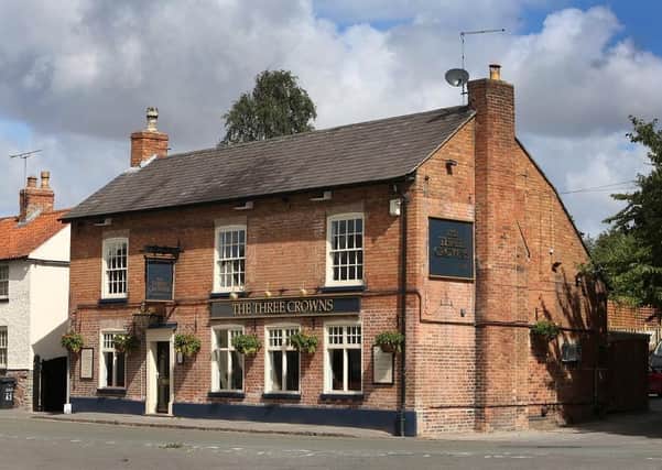 The Three Crowns at Wymeswold EMN-211205-162521001