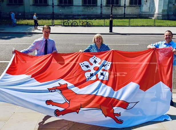 The new Leicestershire flag being displayed in London today EMN-210719-124754001