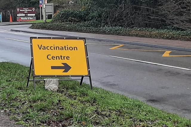 The sign for a Covid Vaccination Centre EMN-210824-102211001