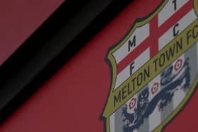 The young Reds began with a victory.
