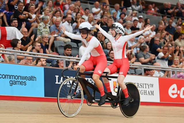 LONDON, ENGLAND - JULY 29: Sophie Unwin and Georgia Holt of Team England celebrate after finishing third in the Women's Tandem B - Finals on day one of the Birmingham 2022 Commonwealth Games at Lee Valley Velopark Velodrome on July 29, 2022 on the London, England. (Photo by Justin Setterfield/Getty Images)