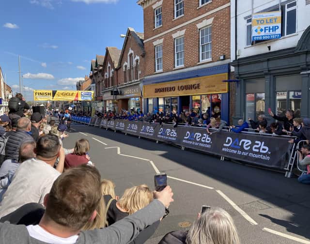 Finn Crocket wins the 2022 Rutland-Melton CiCLE Classic in Sherrard Street
