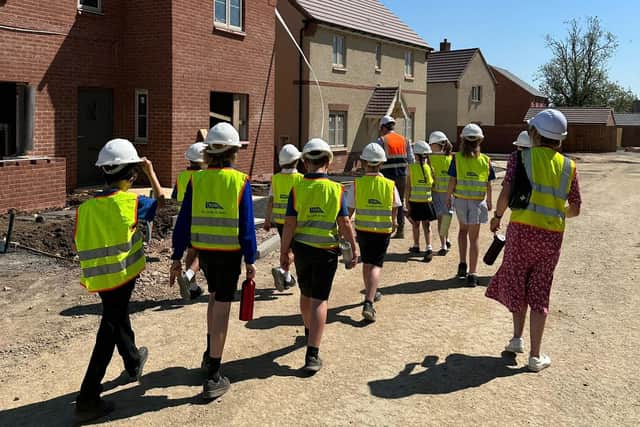 Primary school pupils enjoy tour of new housing development