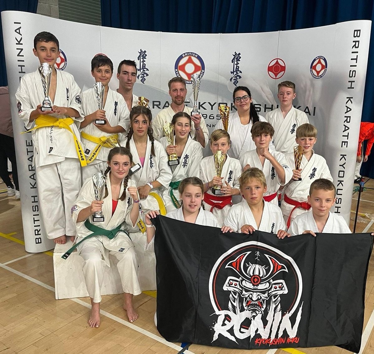 Photo of Jóvenes karatecas de Melton celebran títulos británicos