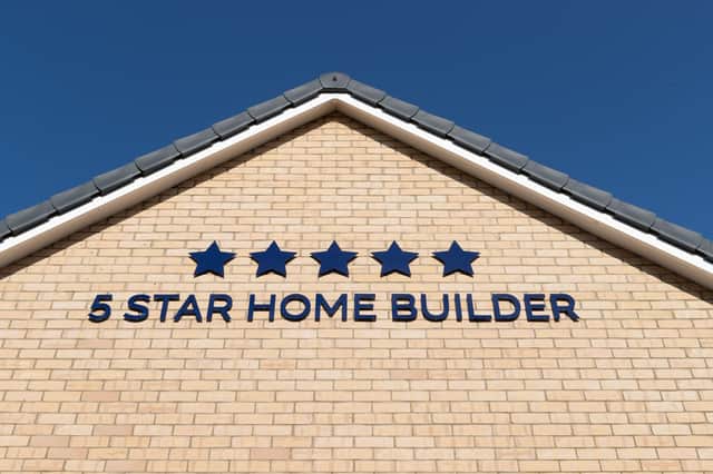 Five-Star Signage from a previous year at a DWH development