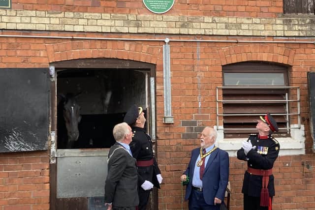 Green Plaque unveiled at historic Melton military stables