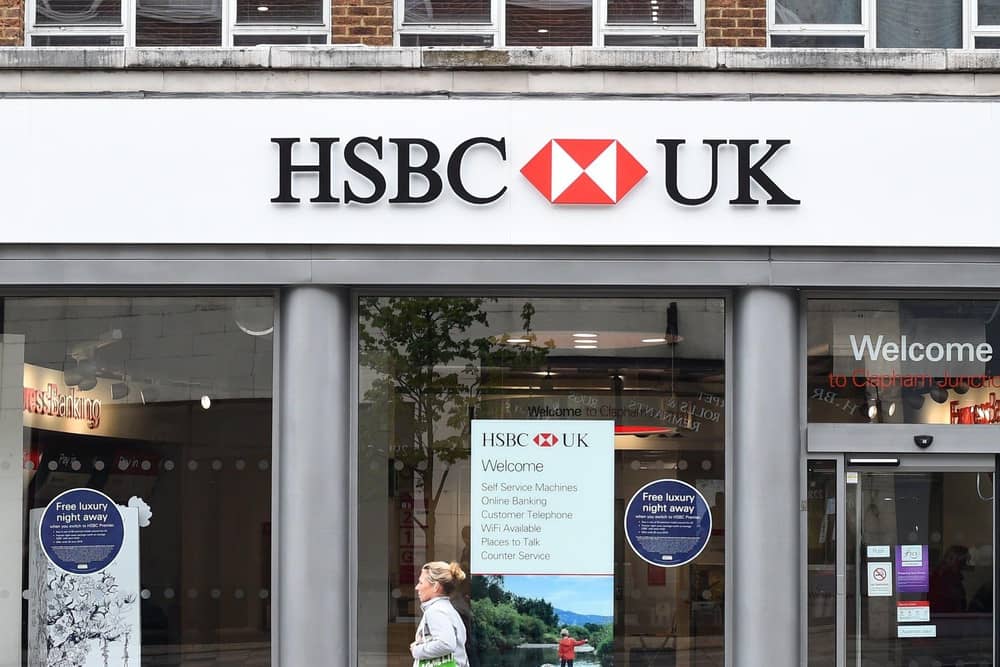HSBC customers have said they are having issues logging in to the app today 