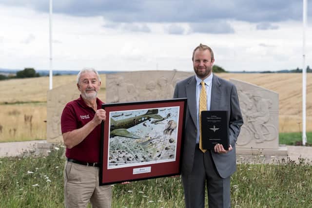 Tim Collins (Barratt Redrow Group) with Alec Wilson from Friends of the Tenth