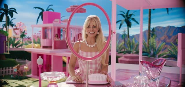 Fancy a pink bathroom? 34 St John has you covered.