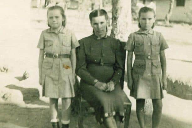 Helena Wojtak with her mother and sister during the war