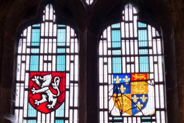 Mowbray & Tudor Crest St Marys Church in Melton