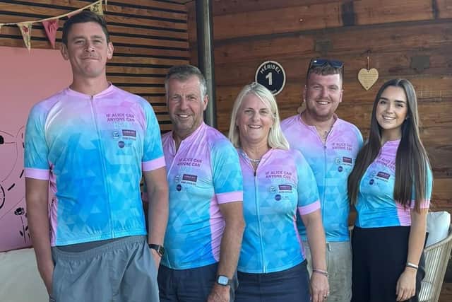 The loved ones of Alice Greaves wearing the special kit they wore in the cycling challenge in her memory