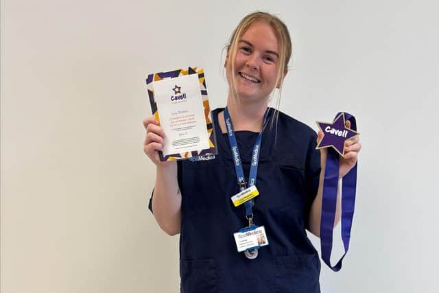 Lucy Struthers with her Cavell Star award