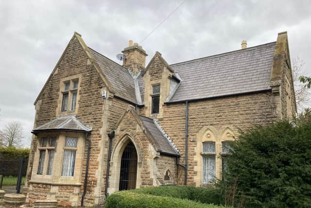 Cemetery Lodge off Thorpe Road