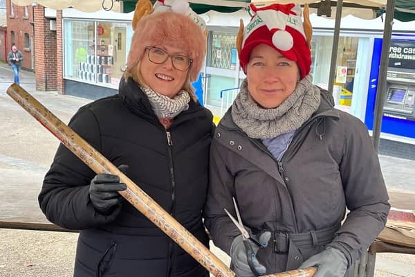 Melton's Christmas elves offering their service last weekend