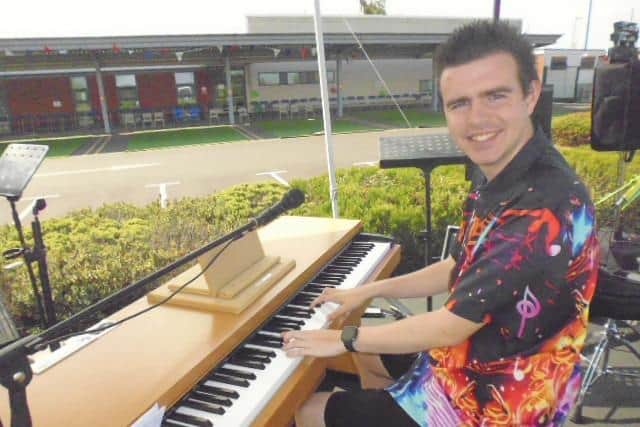 Pianist Thomas Corden
